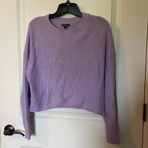 Lavender cropped lightweight sweater EUC